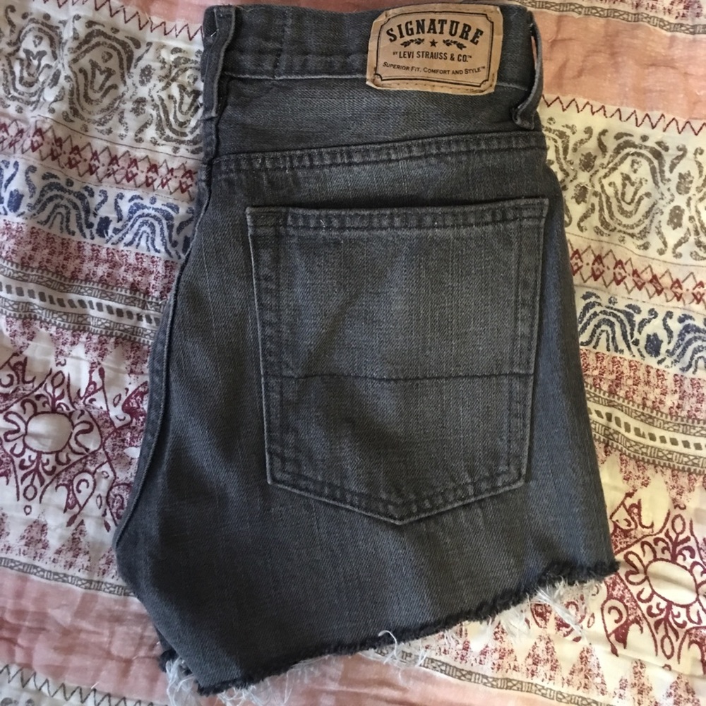 Vintage Levi High rise charcoal colored shorts